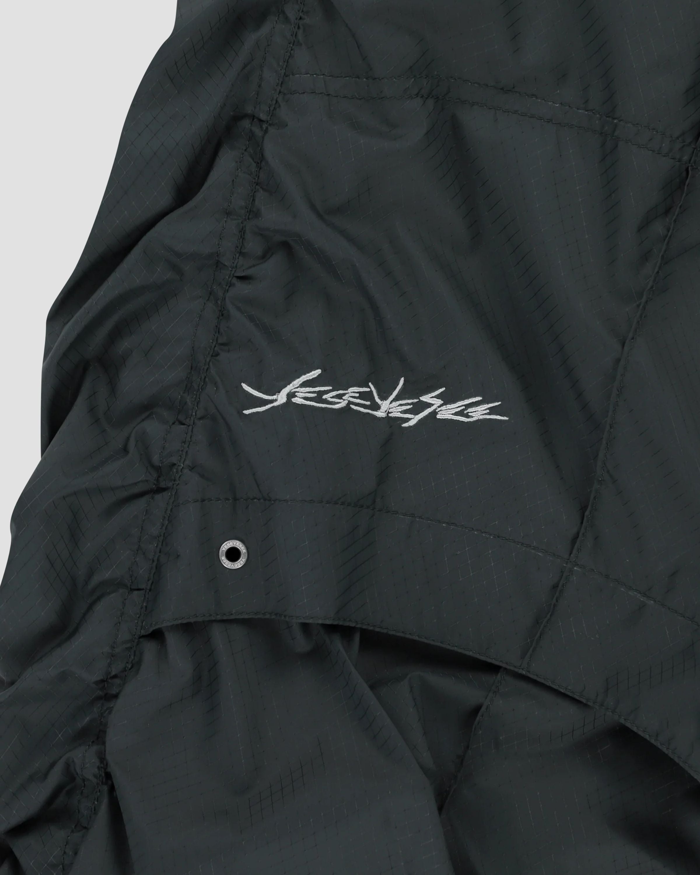 YESEYESEE Staff Trek Pants - Black