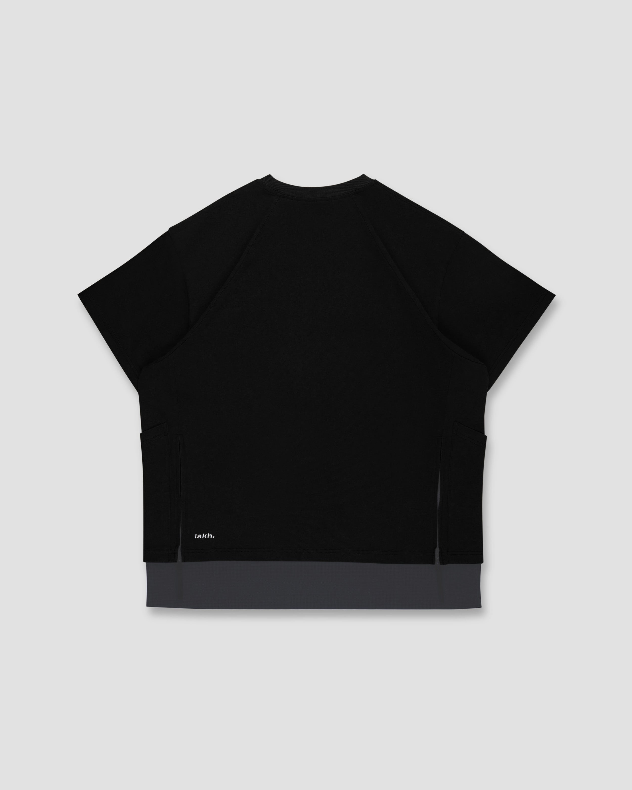 Tri- Pocket Layer Tee - Black