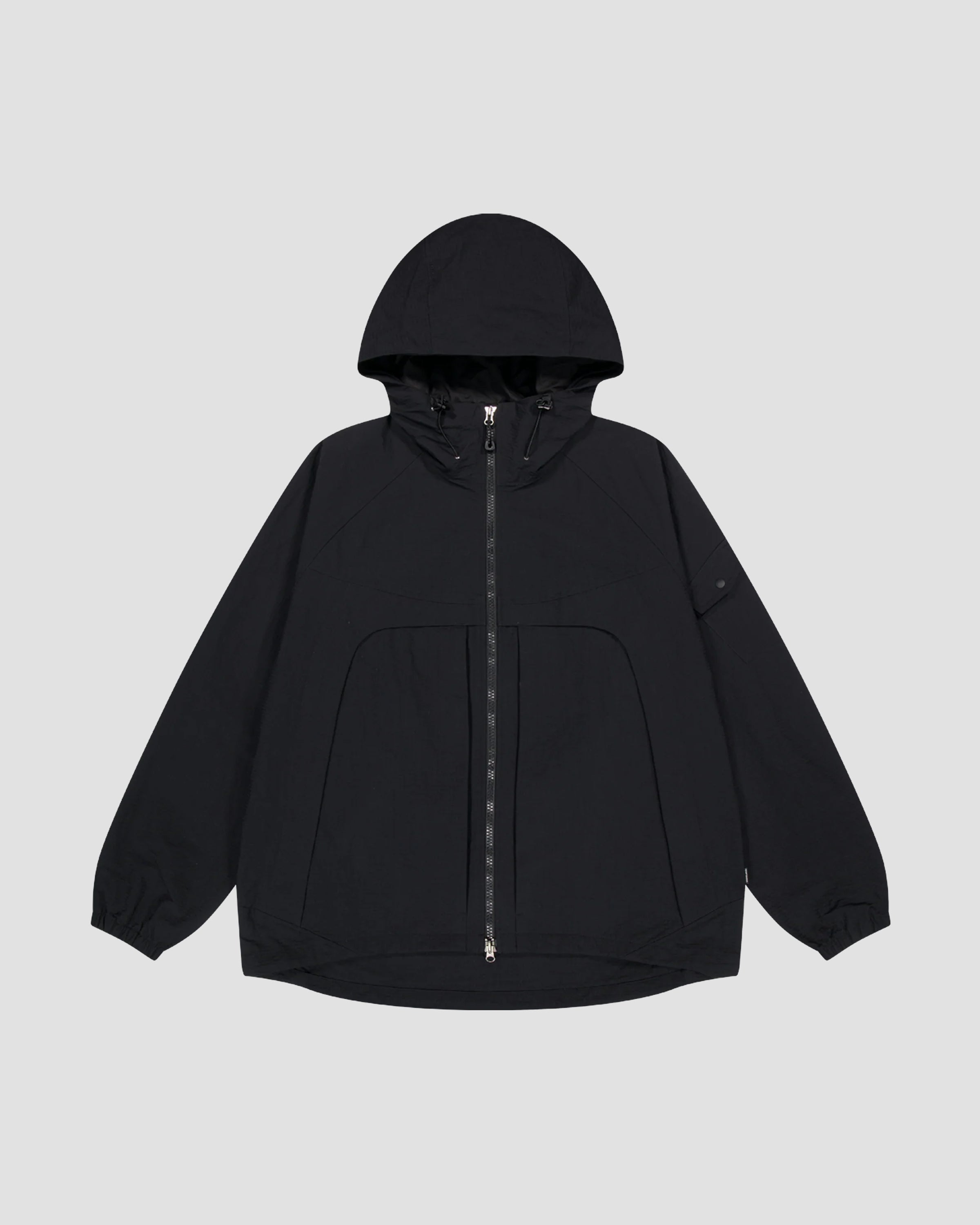 YESEYESEE Zephyros Windbreaker - Black