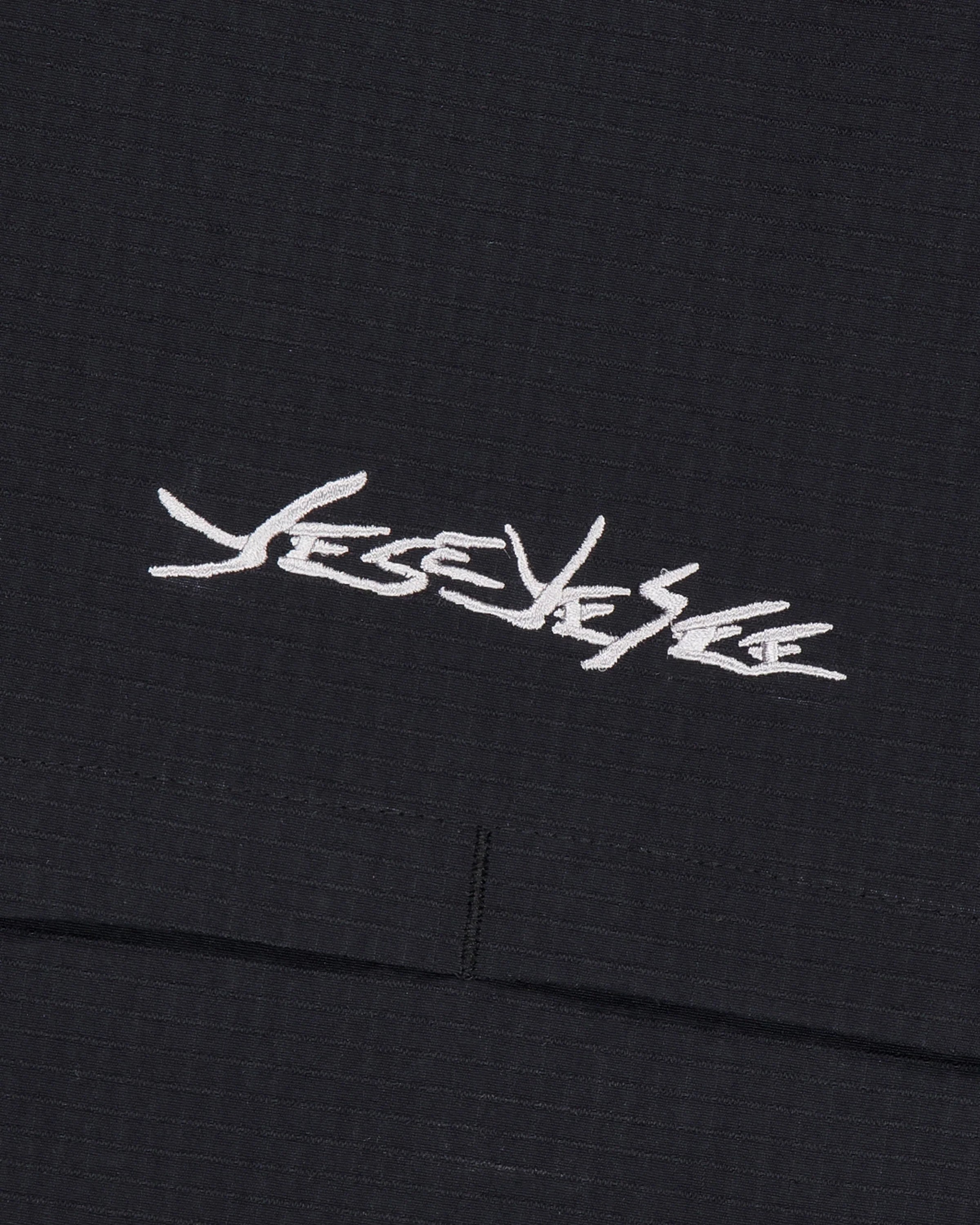 YESEYESEE Zephyros Windbreaker - Black